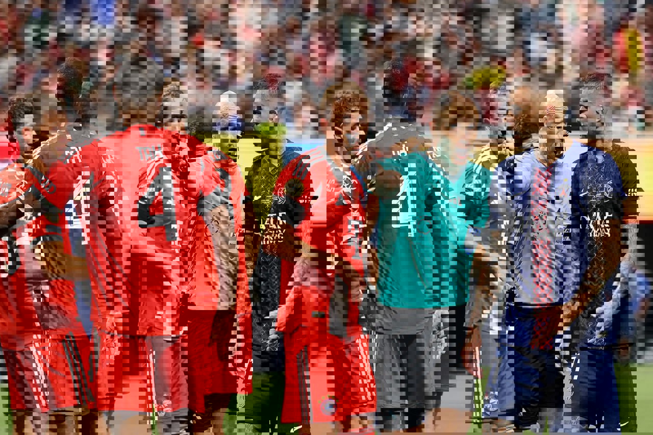 2208991