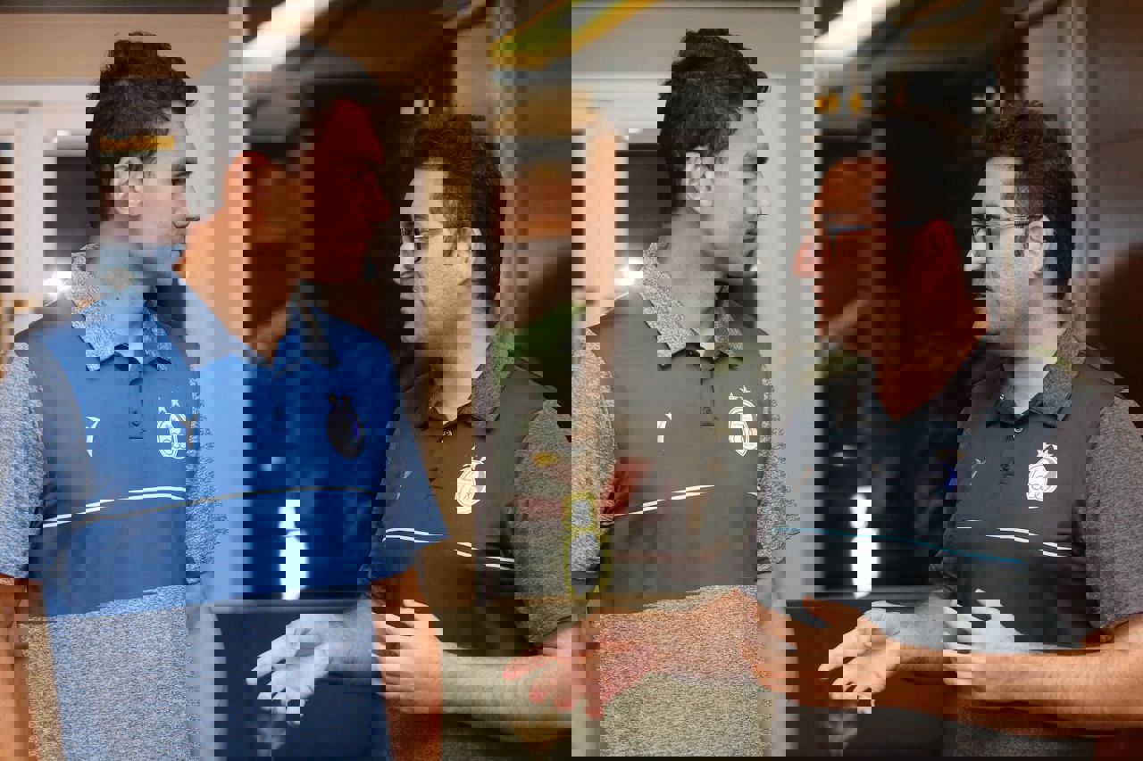 2209238