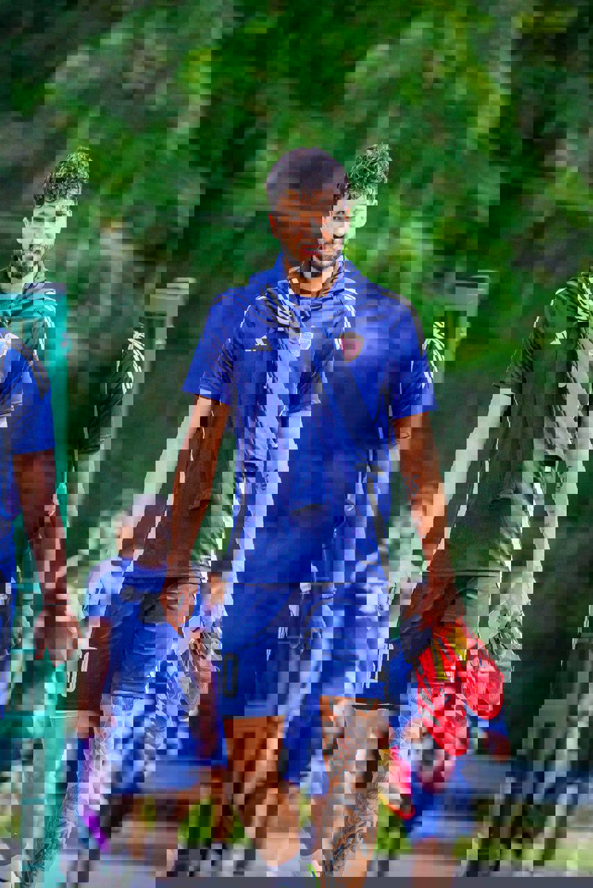 2209245