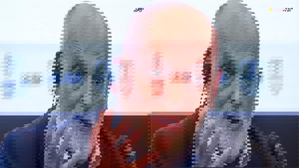 2208989