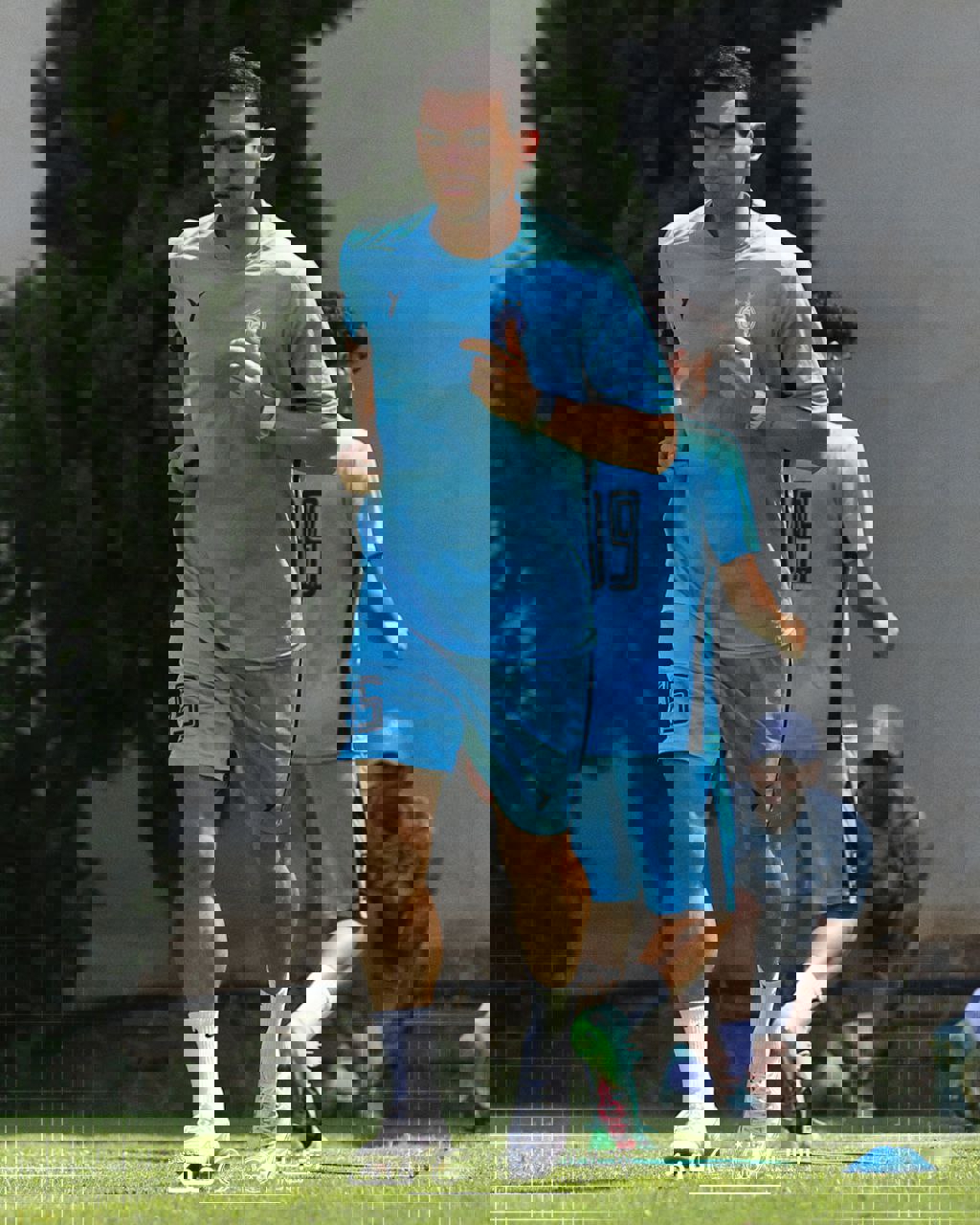 2209237