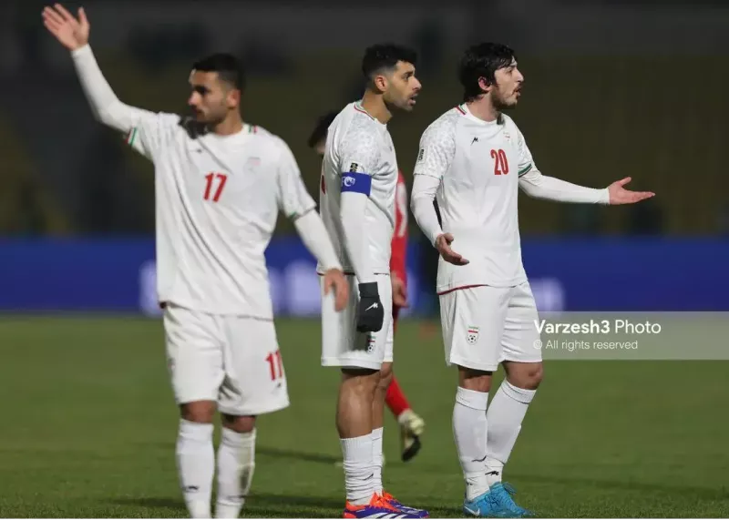 چرا تیم ملی ایران عقب مانده است؟
