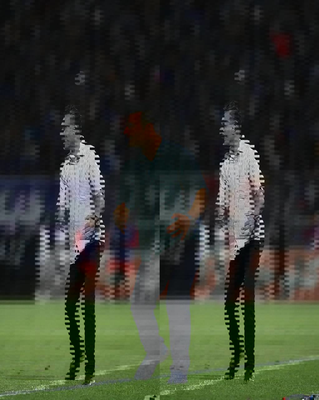 2209369