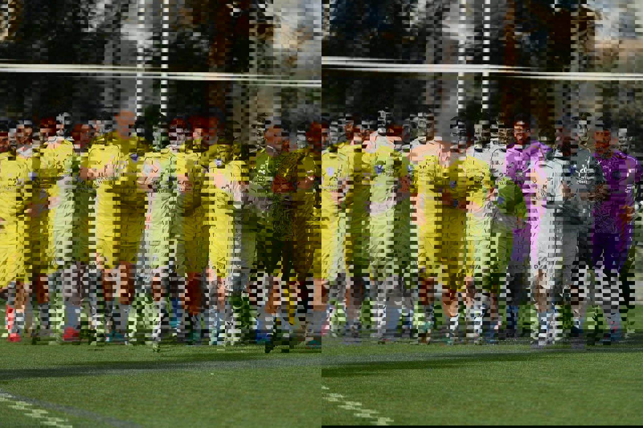 2209366