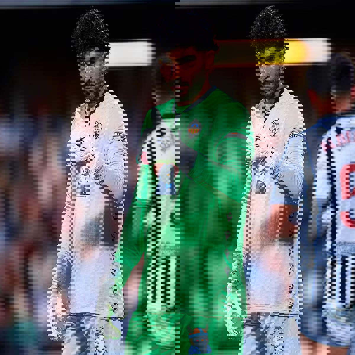 2209390