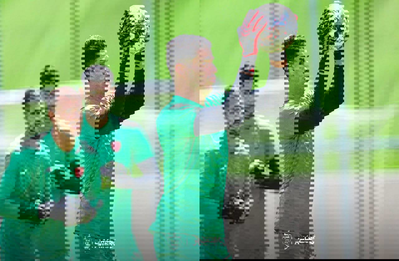 2209377