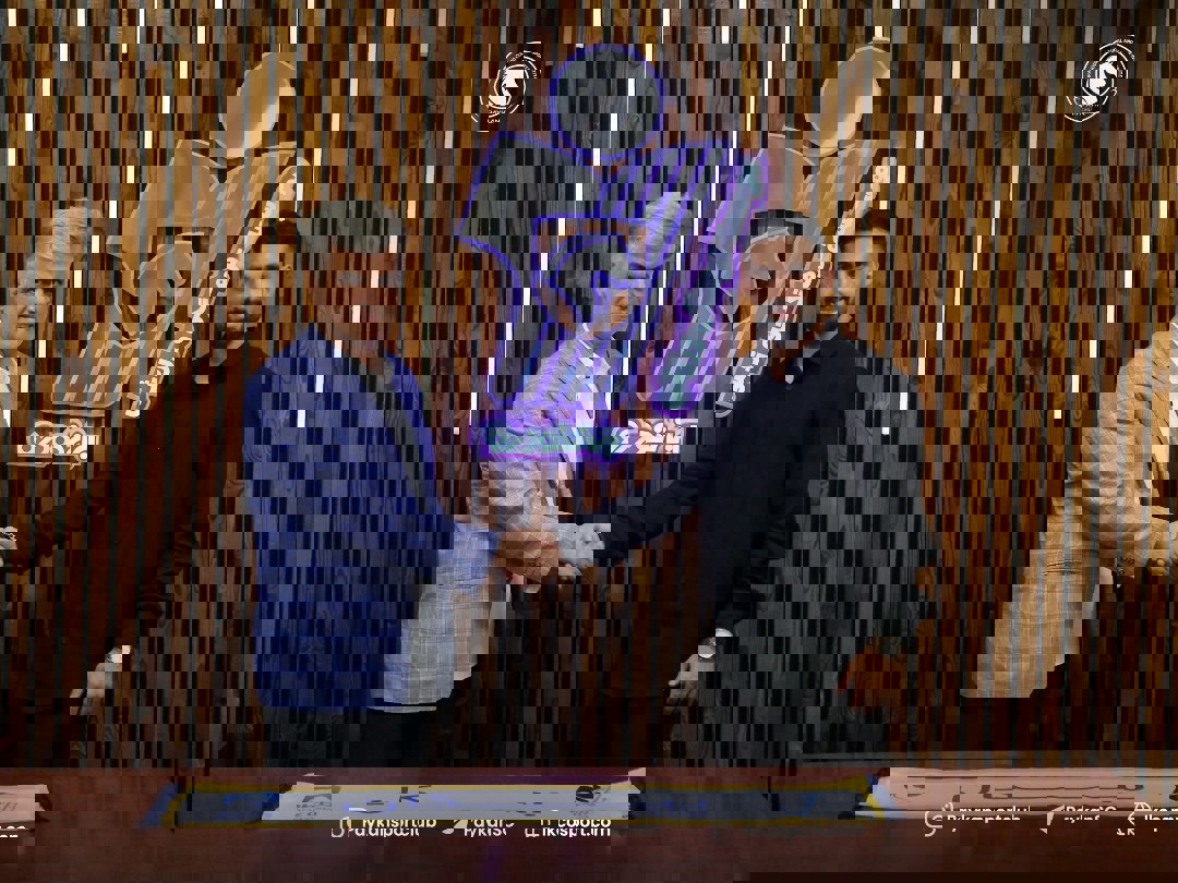 2209482