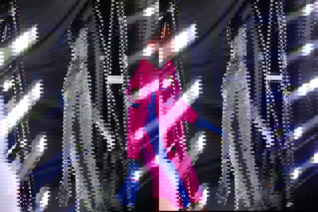 2209567