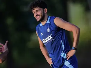 اکبرپور و پایان دوری طولانی با چمن سبز