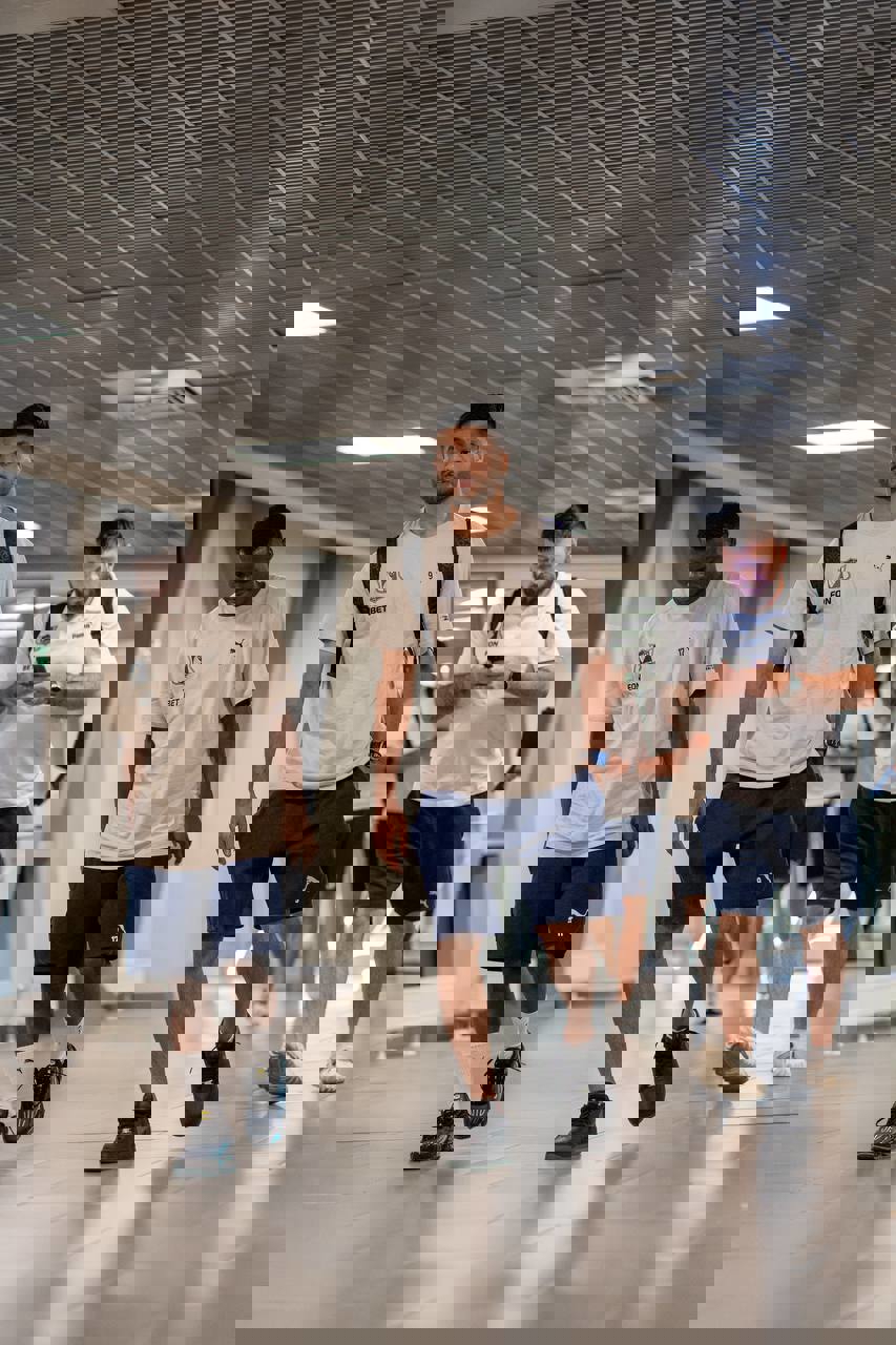 2209643