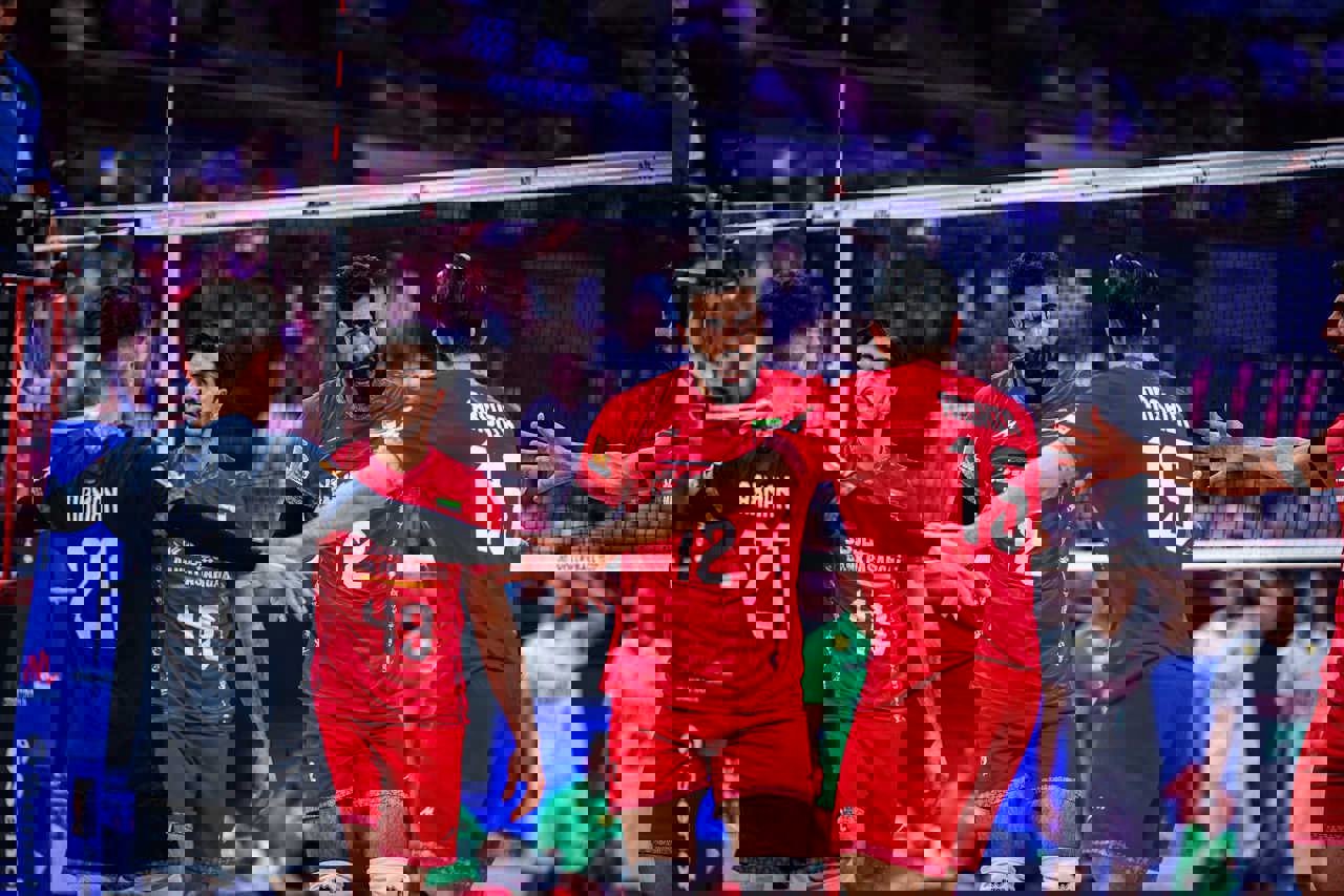 2209884