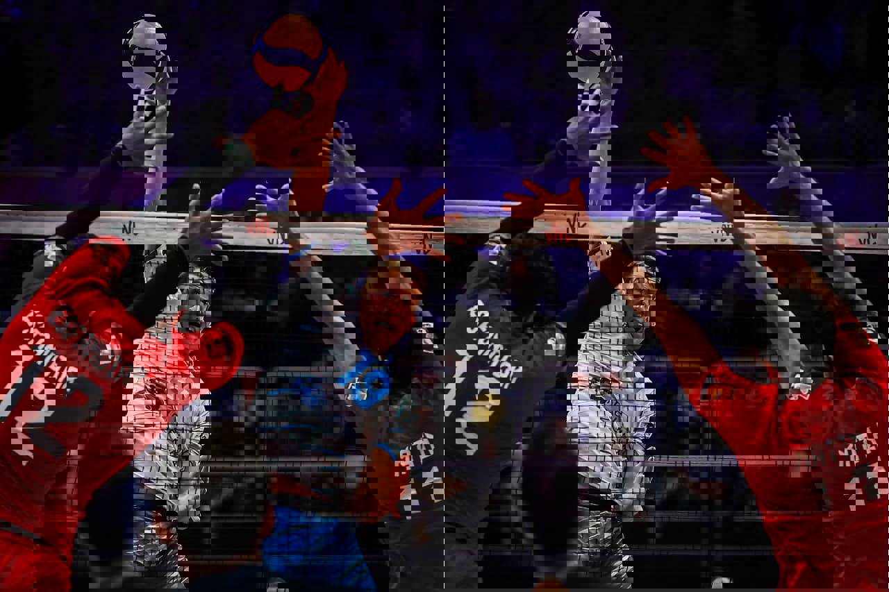 2210047