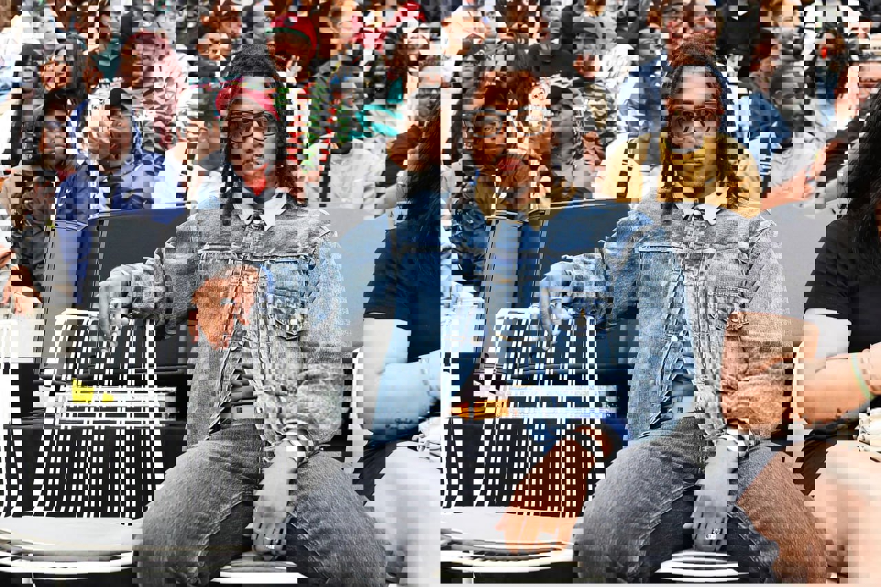 2210171