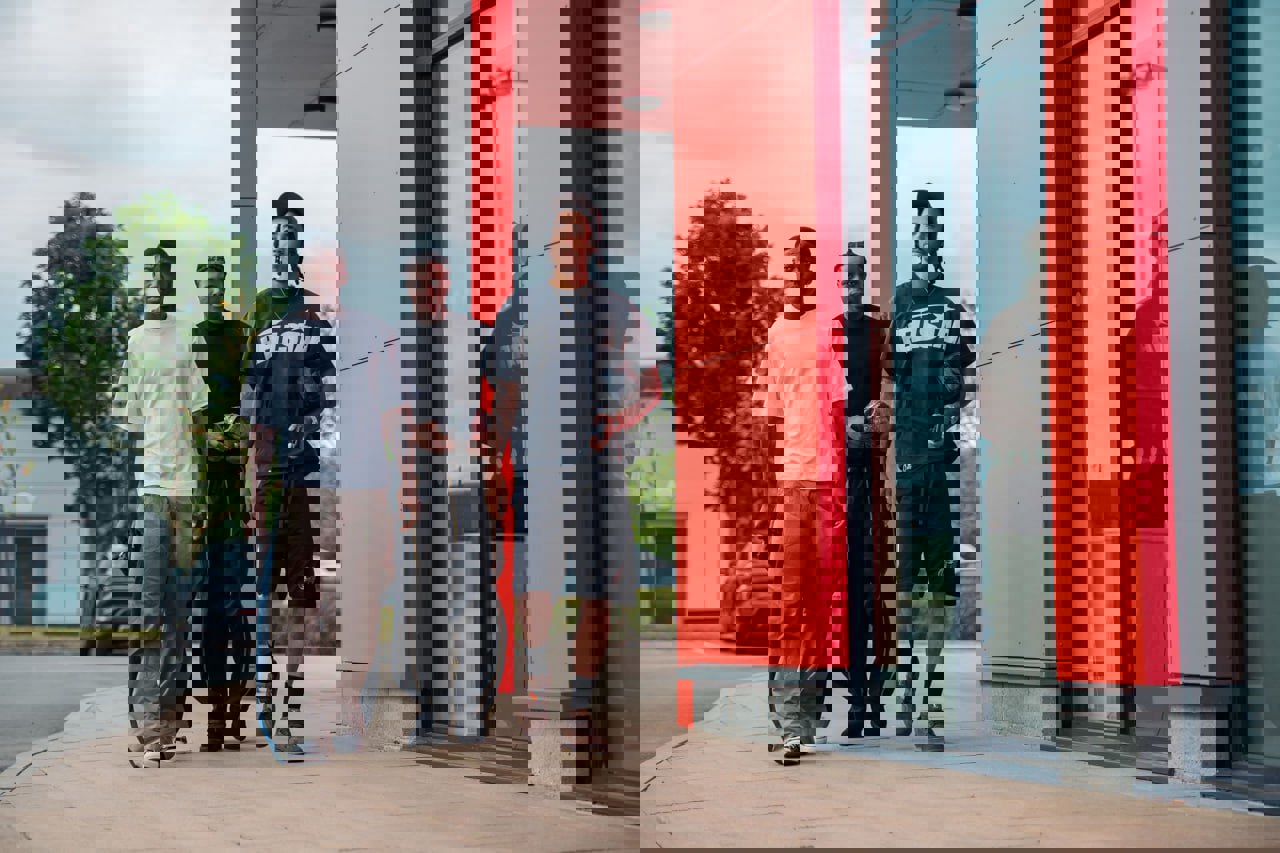 2210220