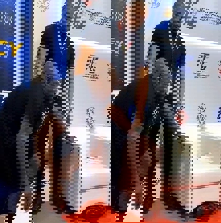 2210232