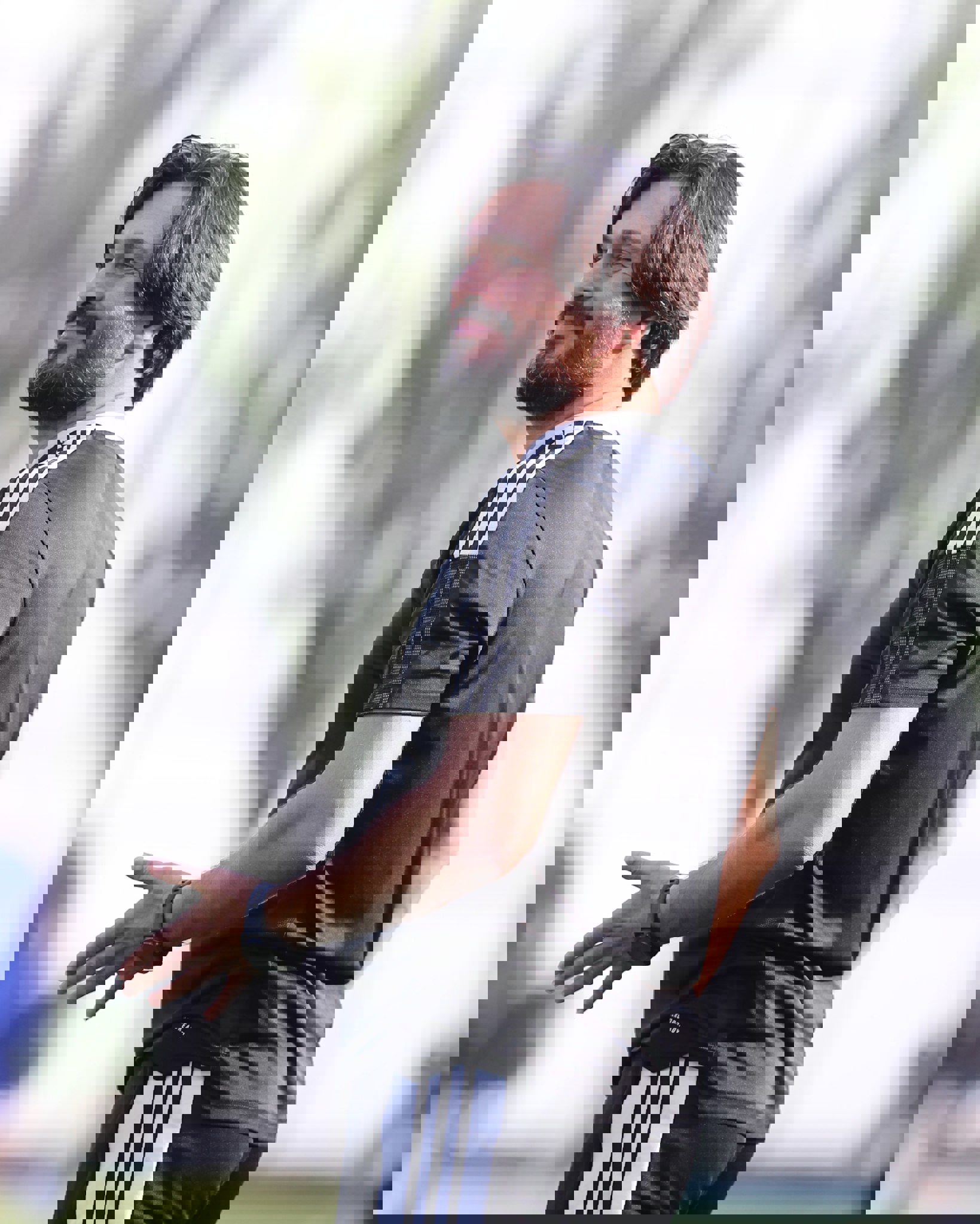 2210225