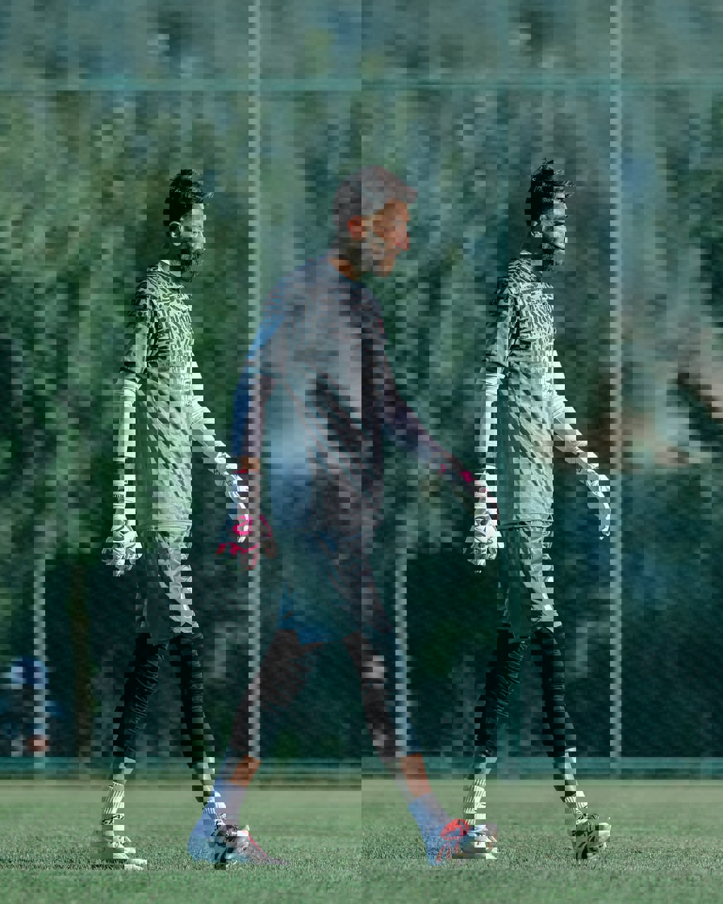 2210606