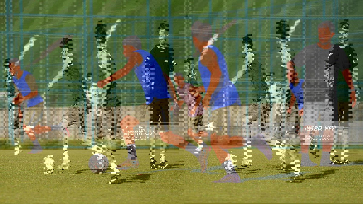 2210596