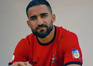 خداحافظی بسیار کوتاه ستاره با هواداران استقلال!