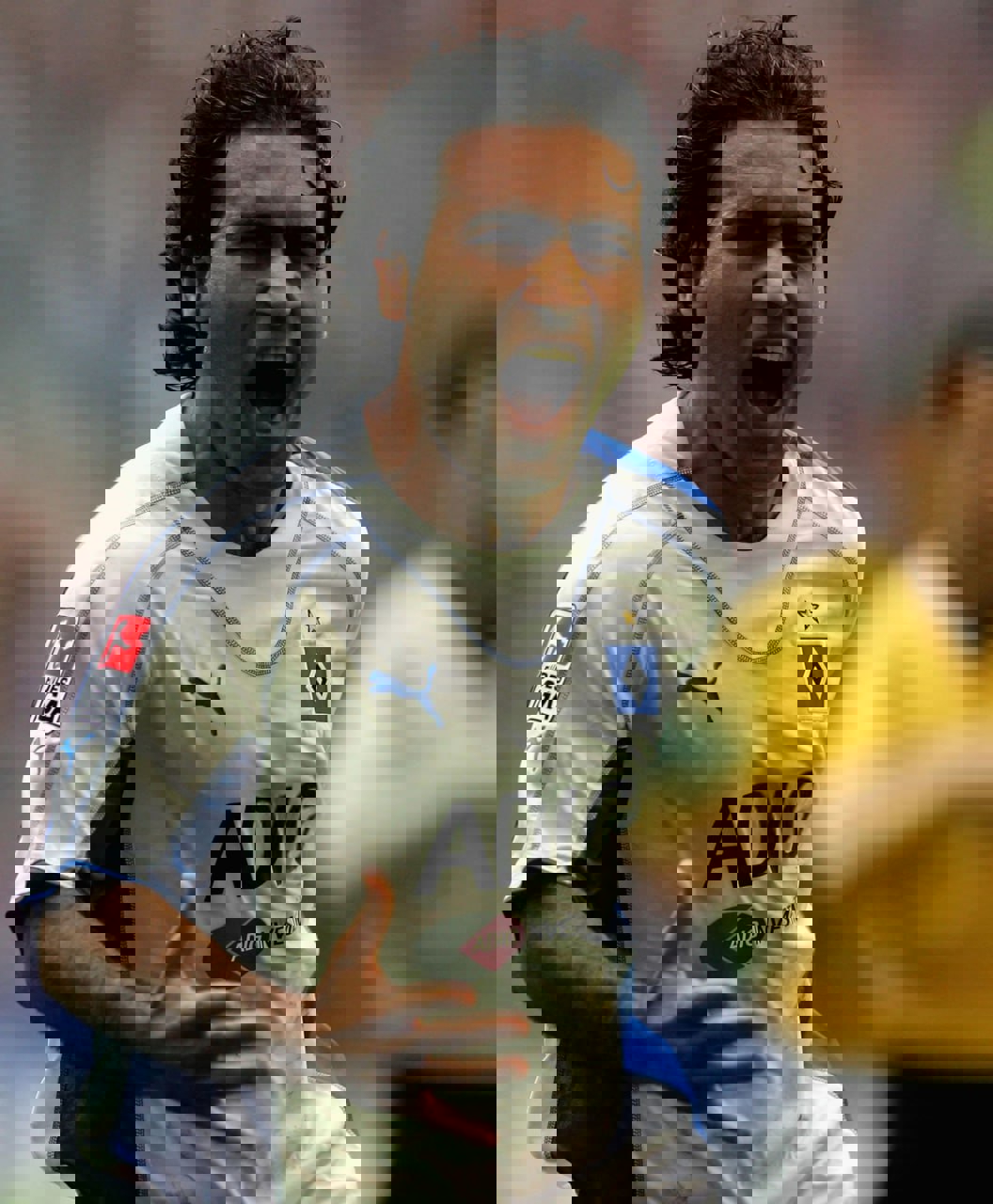 2211016