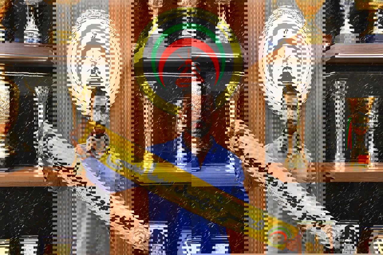 2210941