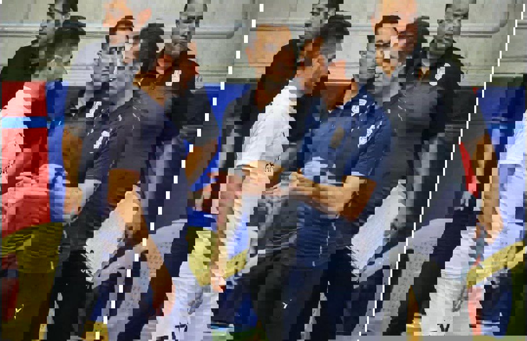 2211171