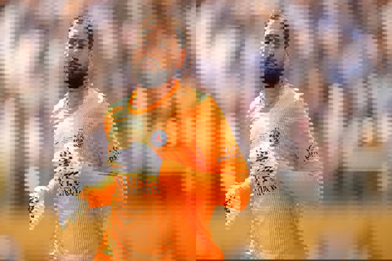 2211556