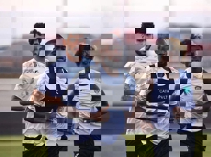 اندونگ گل زد، زارع نگاه کرد!