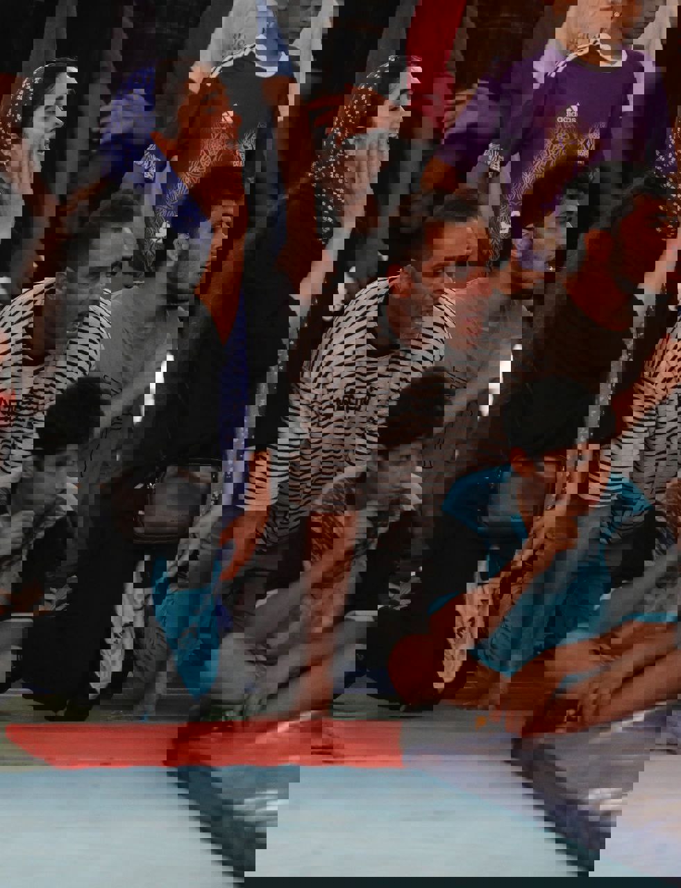 2211383