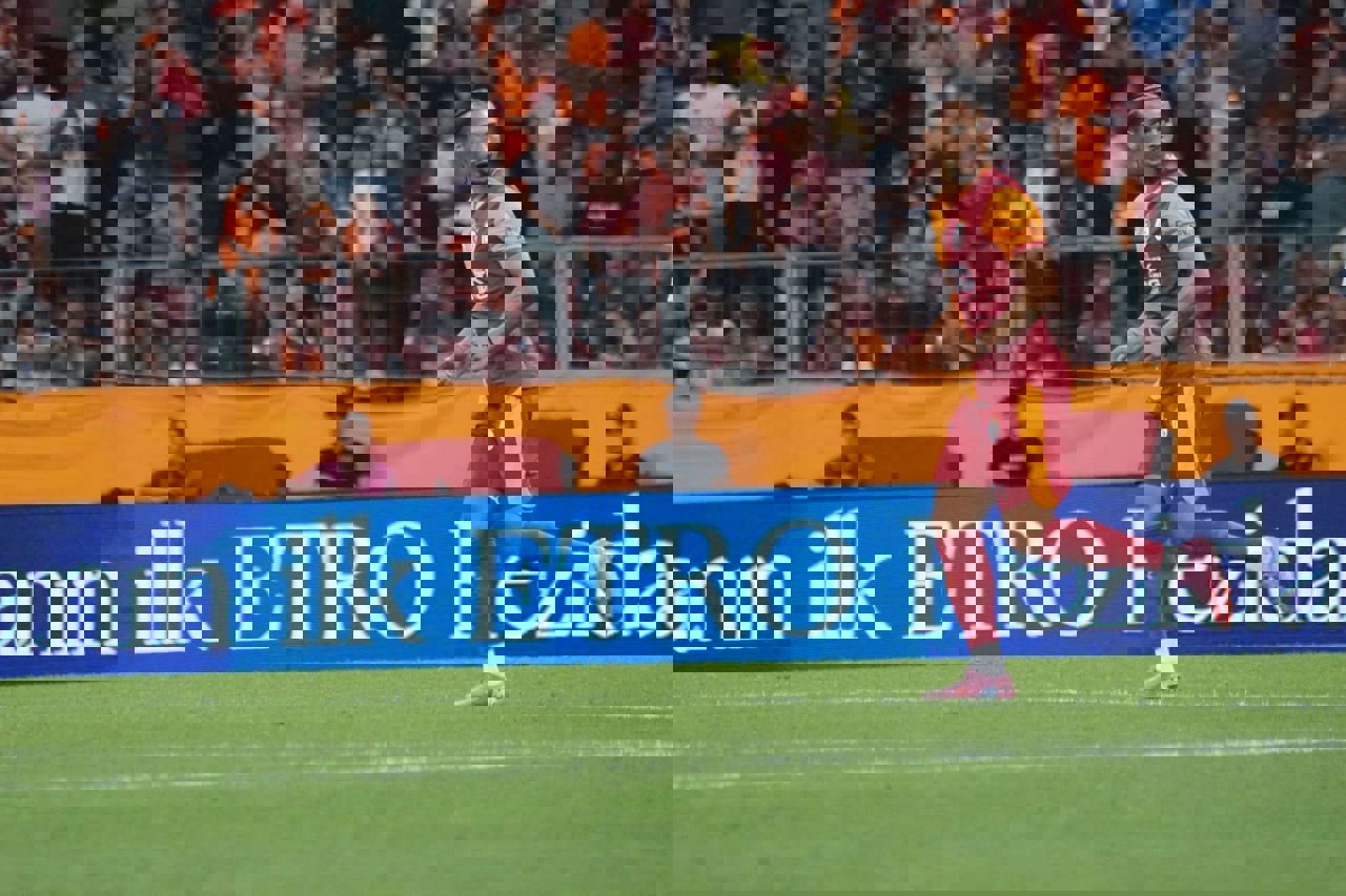 2211632