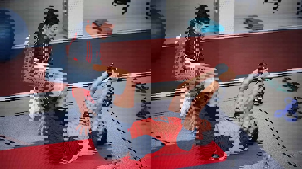 2211575