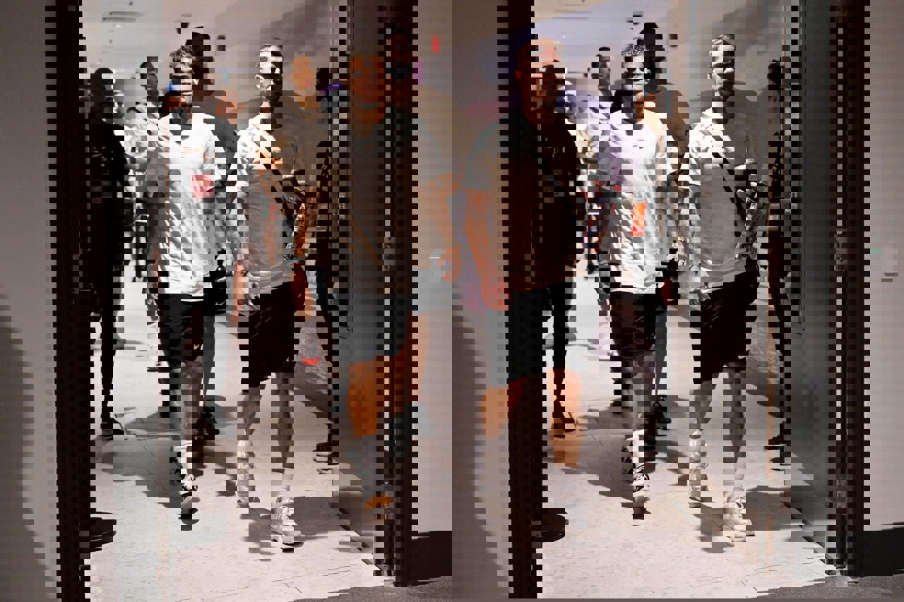 2211598