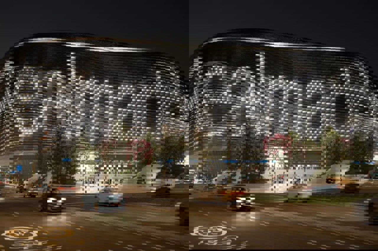 2211567