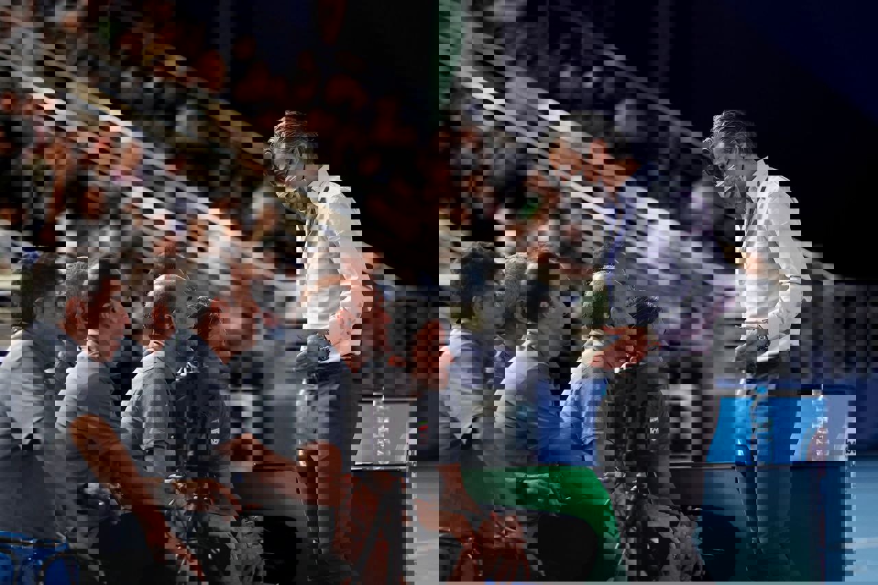 2211601