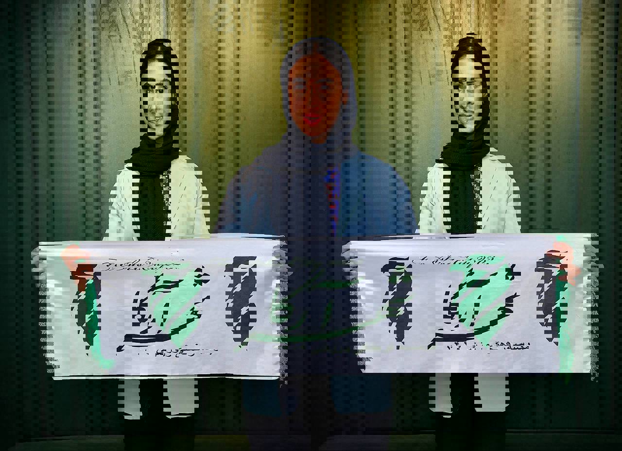2211664