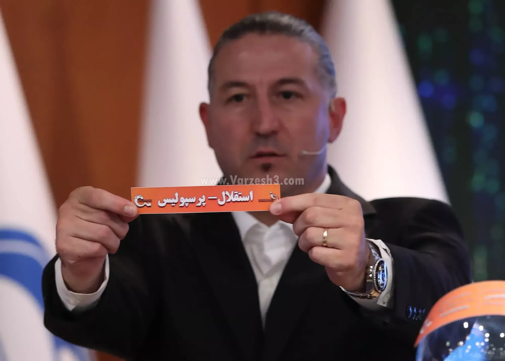 استقلال و پرسپولیس با چهرهای جدید مقابل همدیگر/ فوری: زمان برگزاری دربی پایتخت مشخص شد