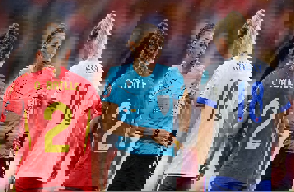 2211852