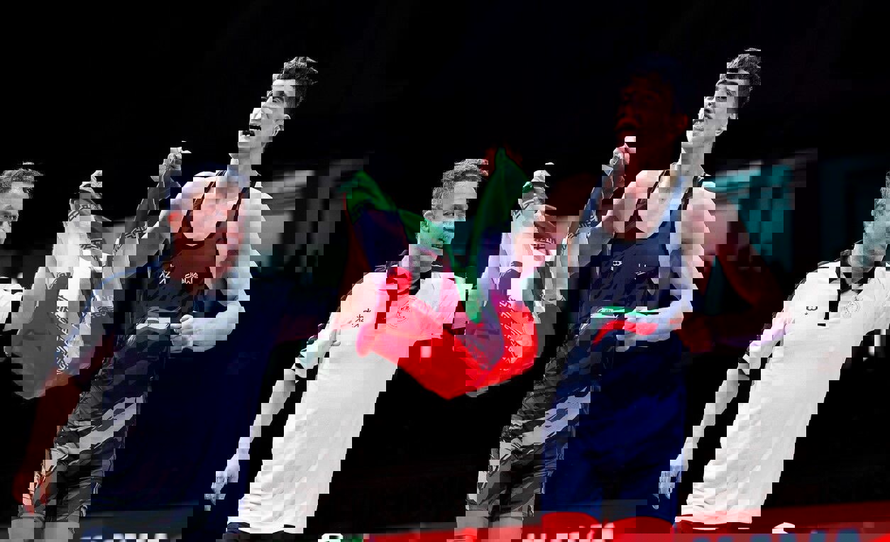 2211919