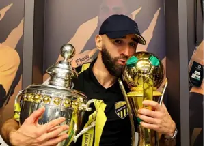 عطر بنزما با چاشنی سخنرانی انگیزشی! (عکس)‏