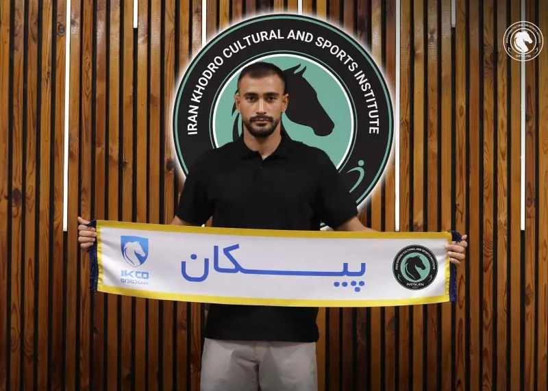 دروازه‌بان پیکان قراردادش را تمدید کرد(عکس)