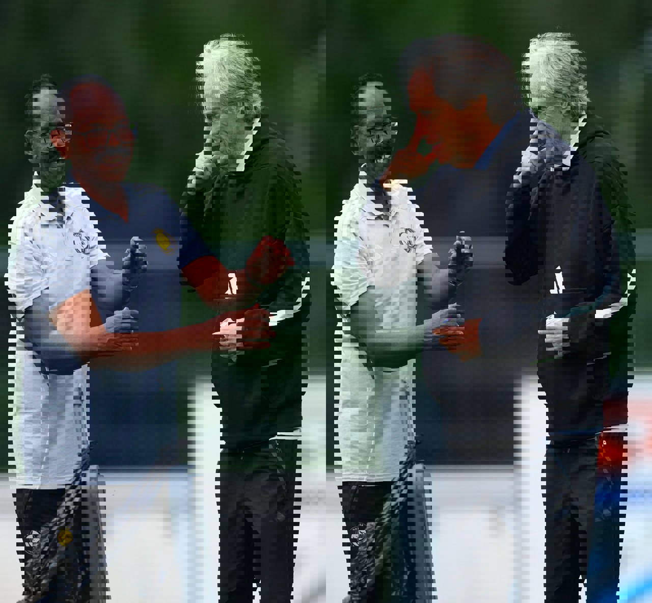 2212743
