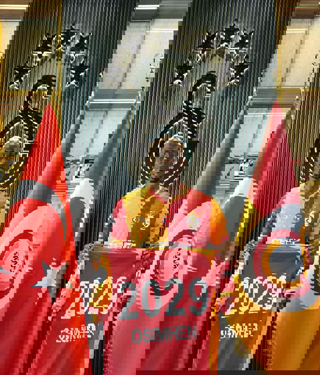 2212968
