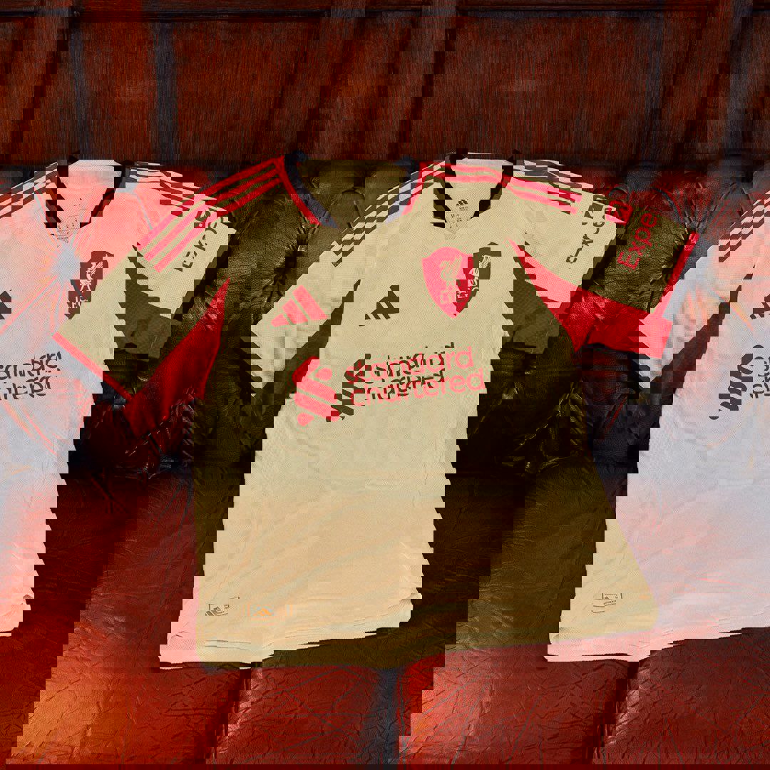 2213072