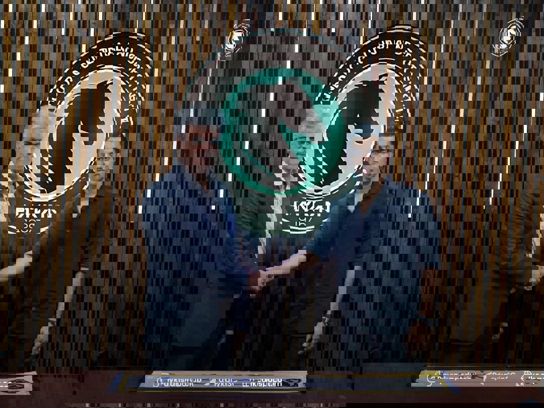 2213468