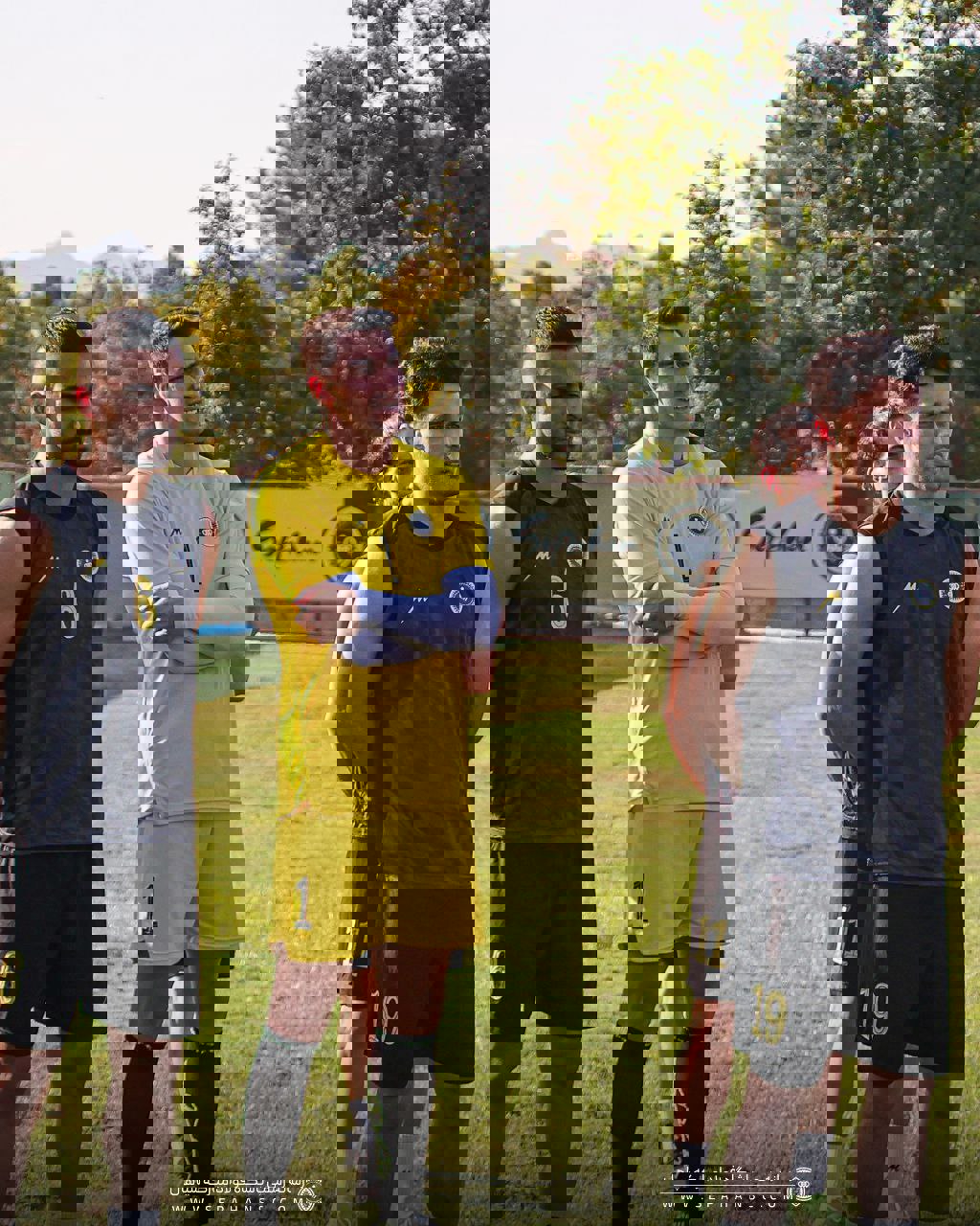 2213838