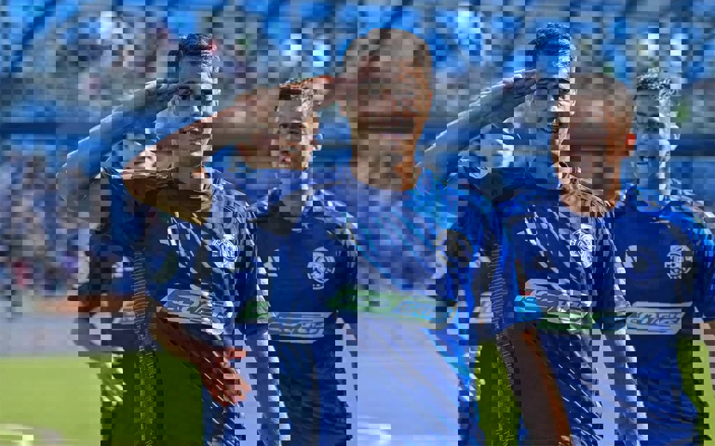 2213653