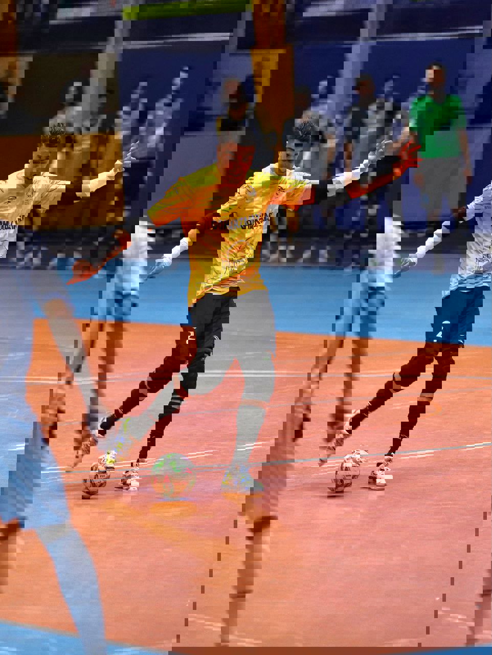 2214119