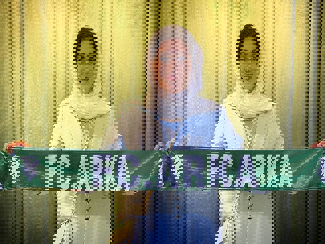 2214563