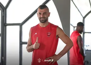 سردار دورسون وارد باشگاه پرسپولیس شد