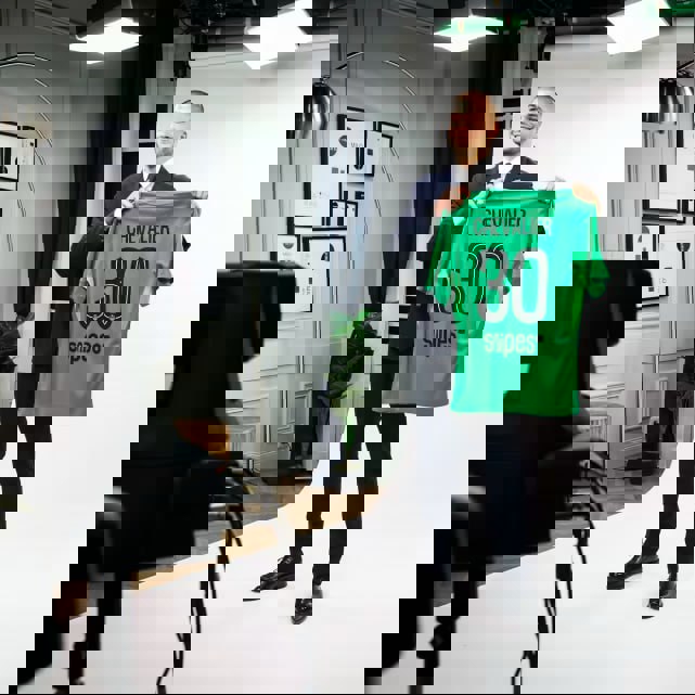 2215169